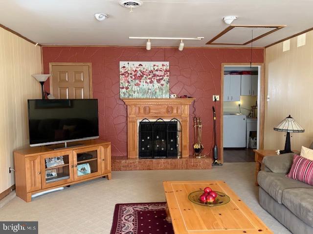 29 Freedom Road Sewell, NJ 08080 - Photo 5 of 34 Other end w/elec frplce and door to kitchen