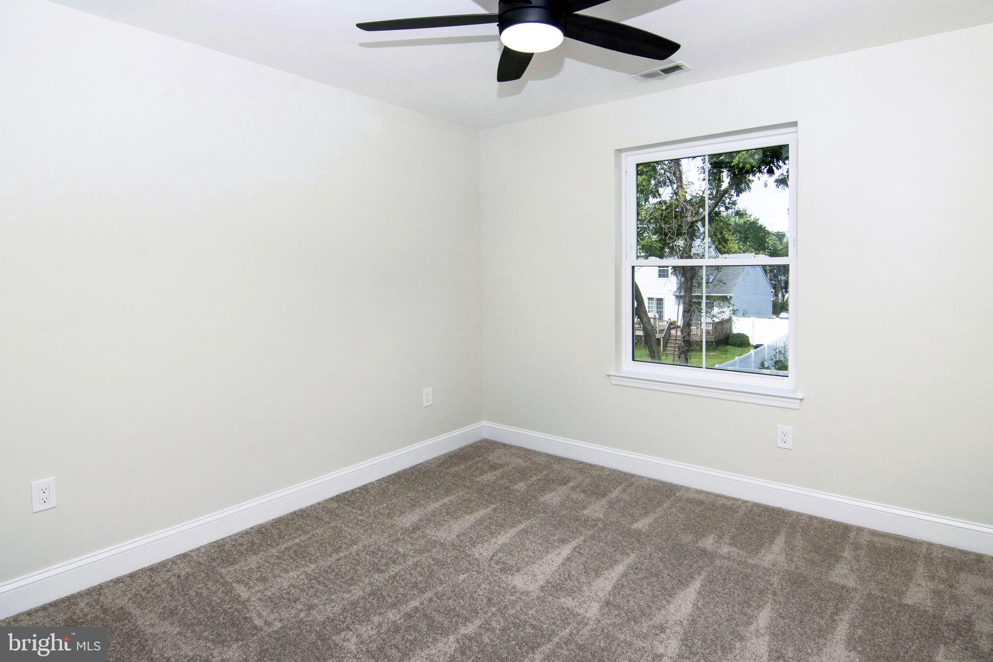 903 Mercer Street Cherry Hill, NJ 08002 - Photo 33 of 58 an empty room with a window