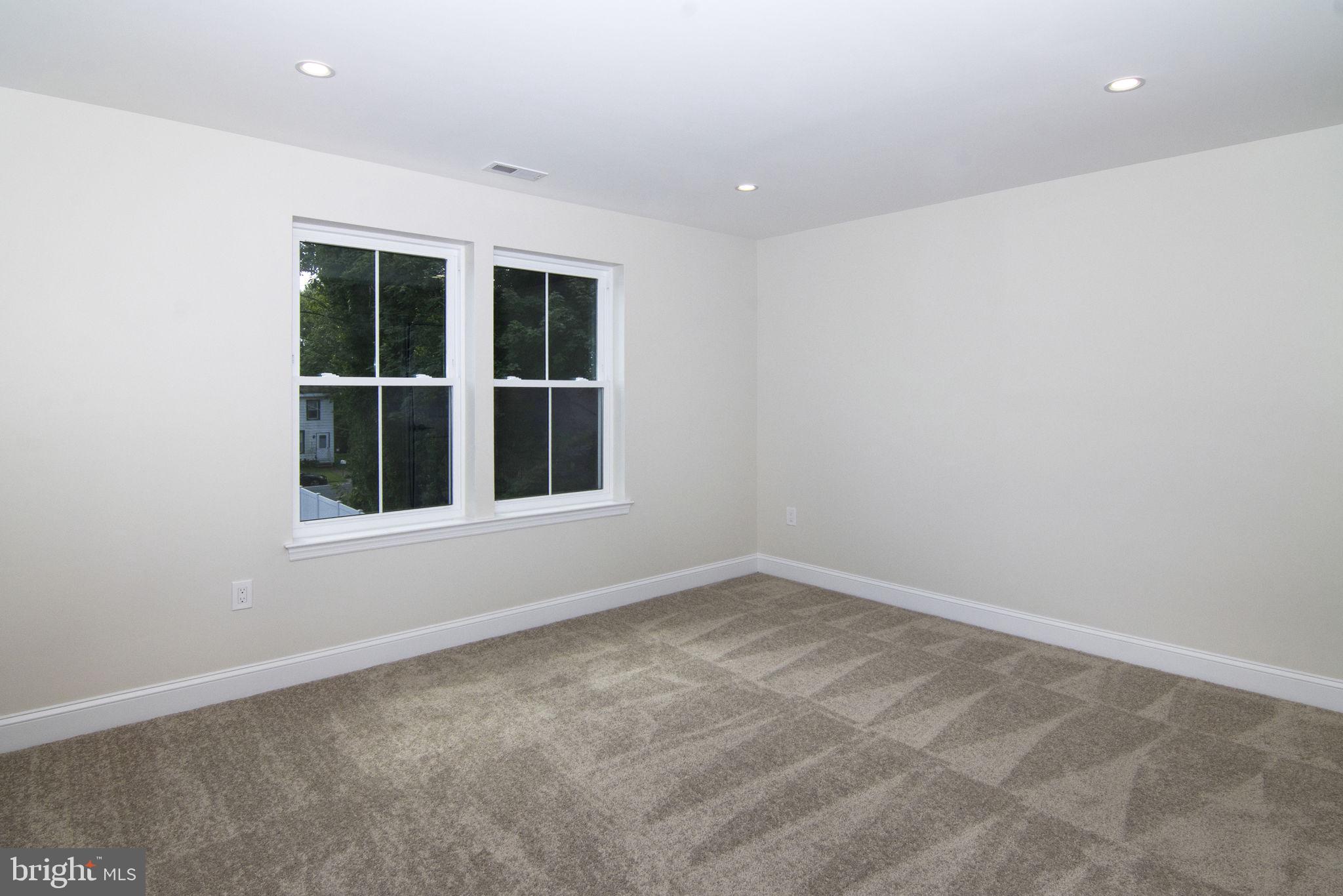 903 Mercer Street Cherry Hill, NJ 08002 - Photo 38 of 58 an empty room with a window