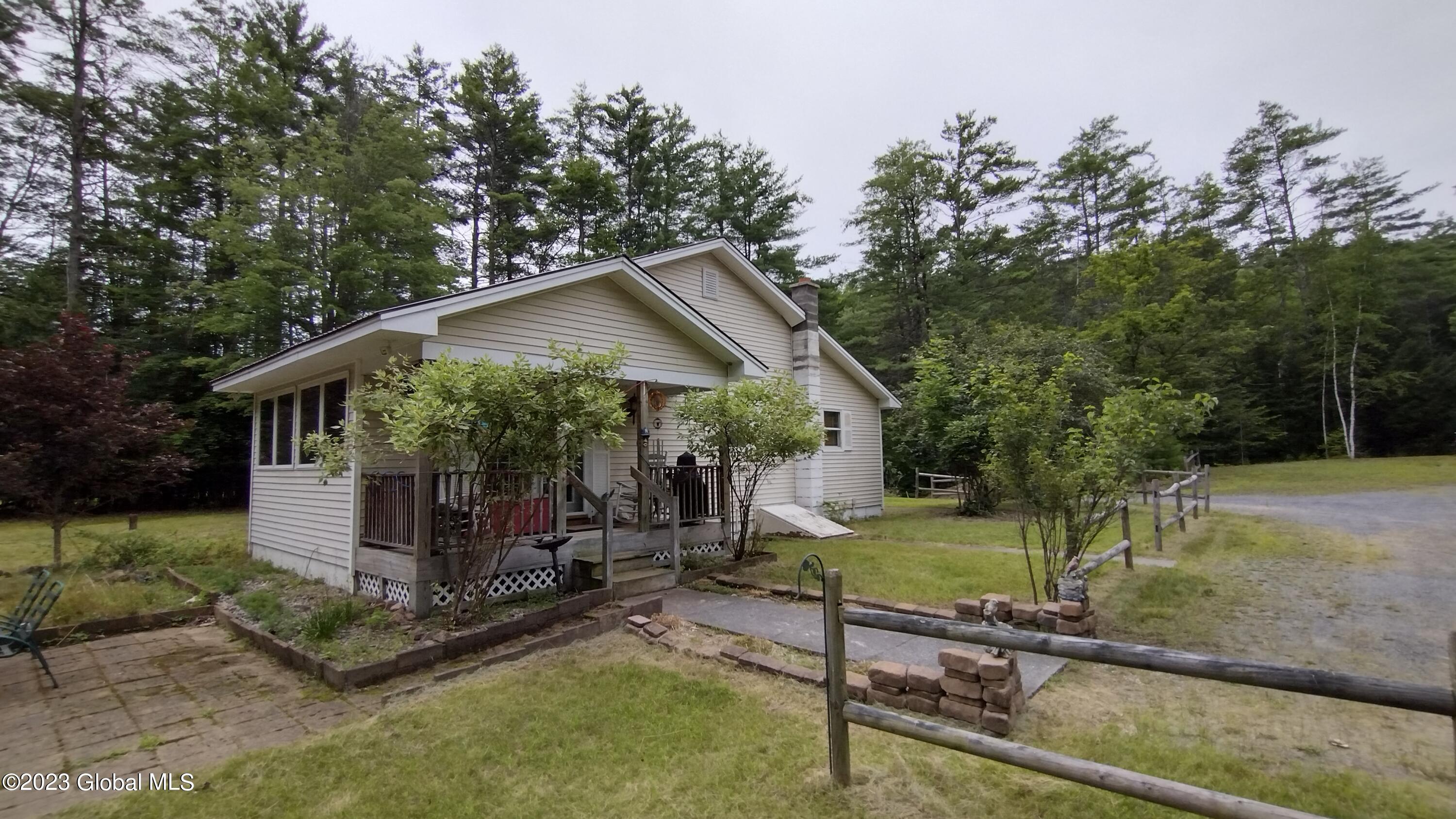 22 Athol Road Thurman, NY 12810 - Photo 8 of 66 IMG_20230724_131131515_HDR
