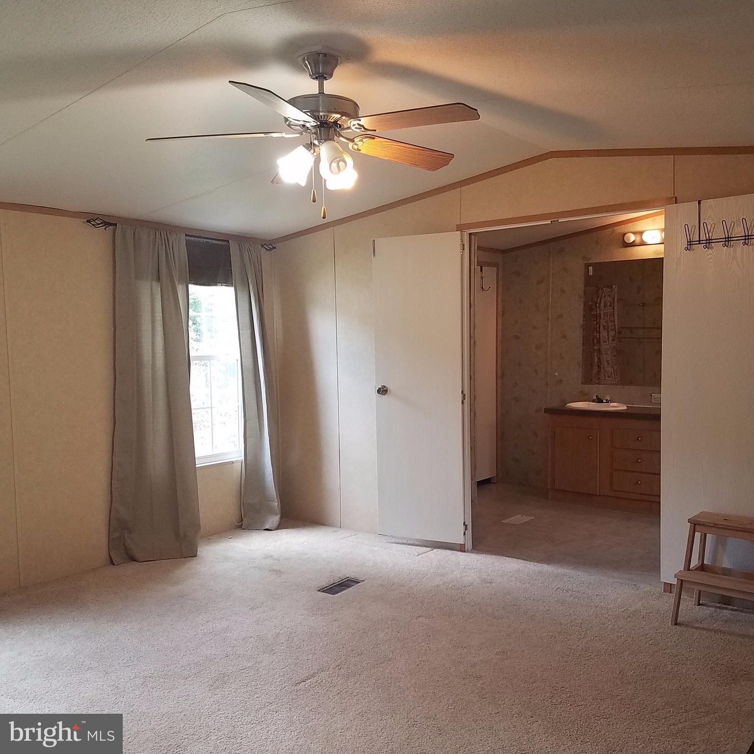 7810 Clark Road, Unit E22 Hanover, MD 21076 - Photo 14 of 27 Bedroom (Master)
