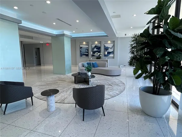 a view of gallery with hallway