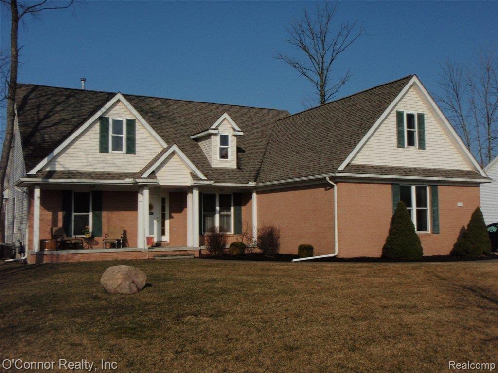 110 Rella Rae Avenue Marysville, MI 48040 - Photo 2 of 7 110 Rella Rae - front.jpg