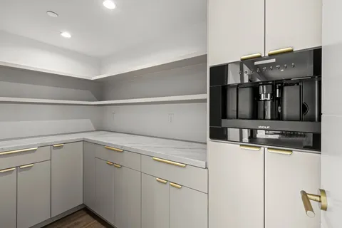 $1,599,000 | 4814 Locust Street, Bellaire, TX 77401