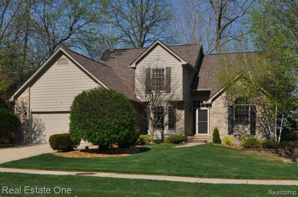 3295 Fulham Drive Rochester, MI 48309 - Photo 2 of 27 2.JPG
