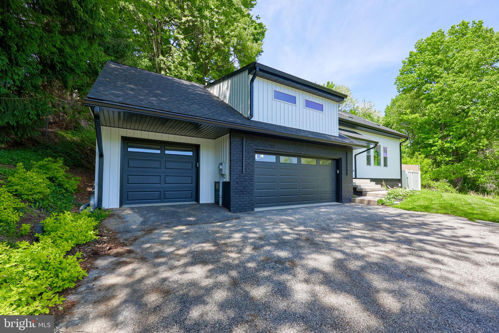 1321 Valley View Road York, PA 17403 - Photo 1 of 1 Gallery Image 1