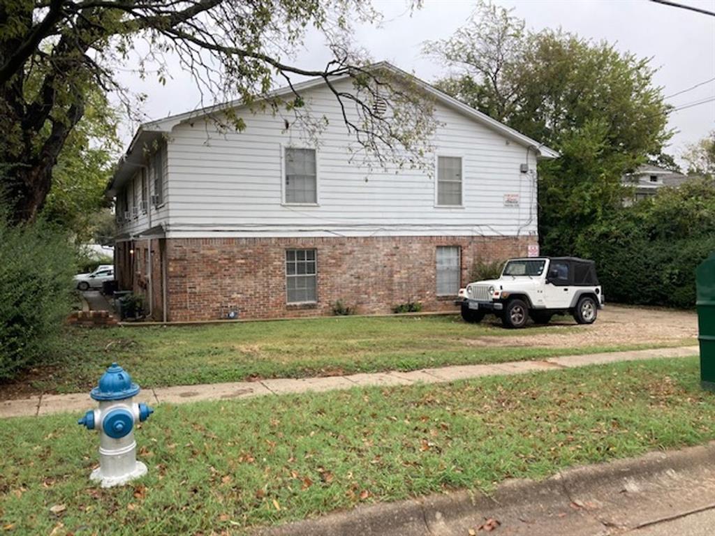 618 West Sycamore Street Denton, TX 76201 - Photo 1 of 5