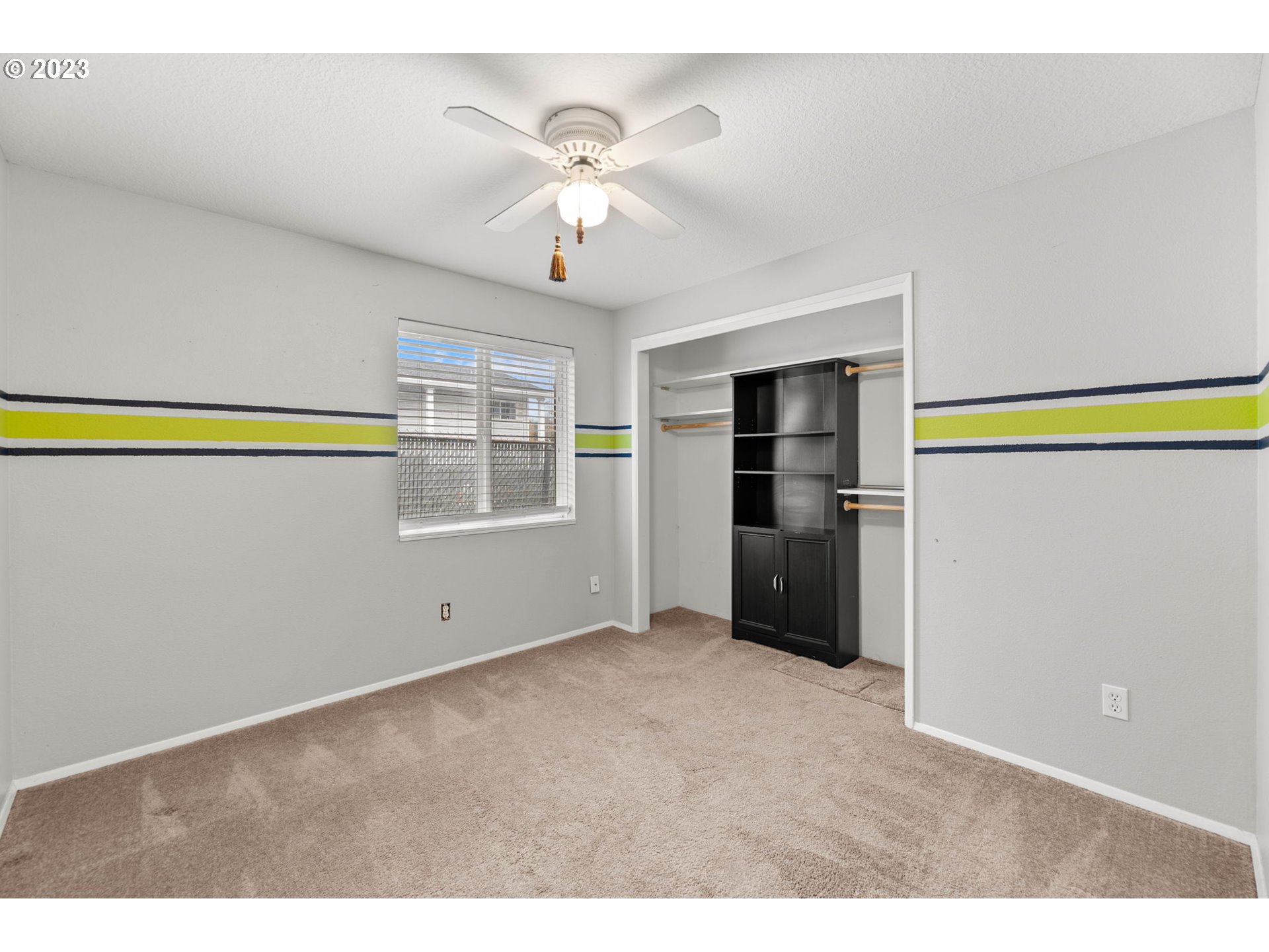 727 Southeast Russell Street Camas, WA 98607 - Photo 15 of 29 Bedroom