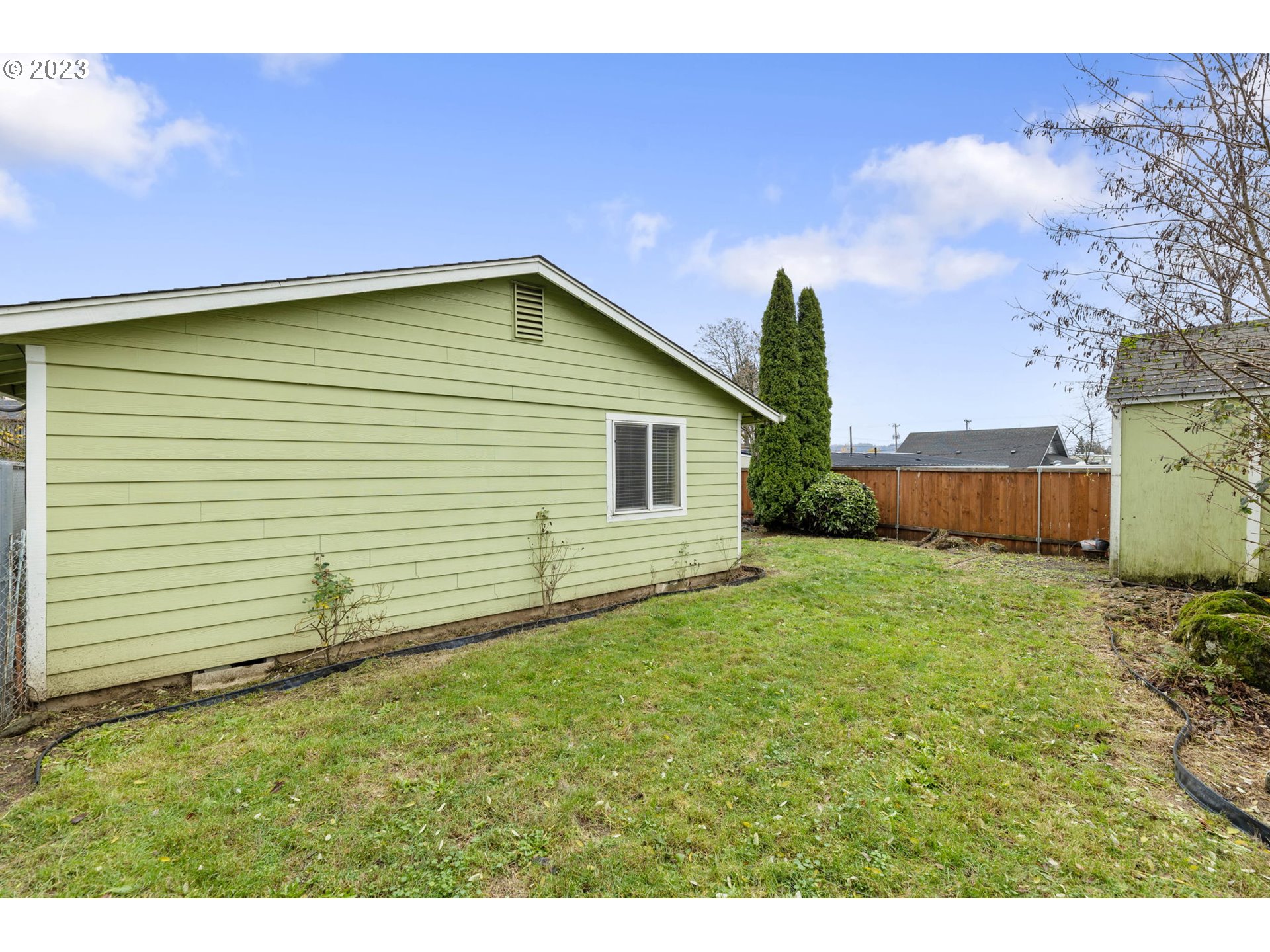 727 Southeast Russell Street Camas, WA 98607 - Photo 27 of 29 Backyard