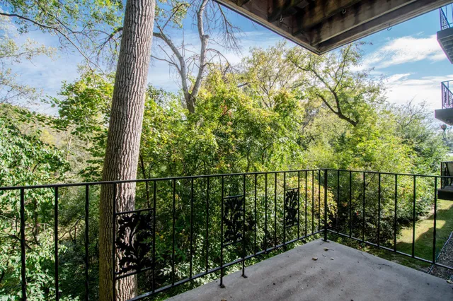 $154,900 | 181 Little Canada Road East, Unit 115, Little Canada, MN 55117