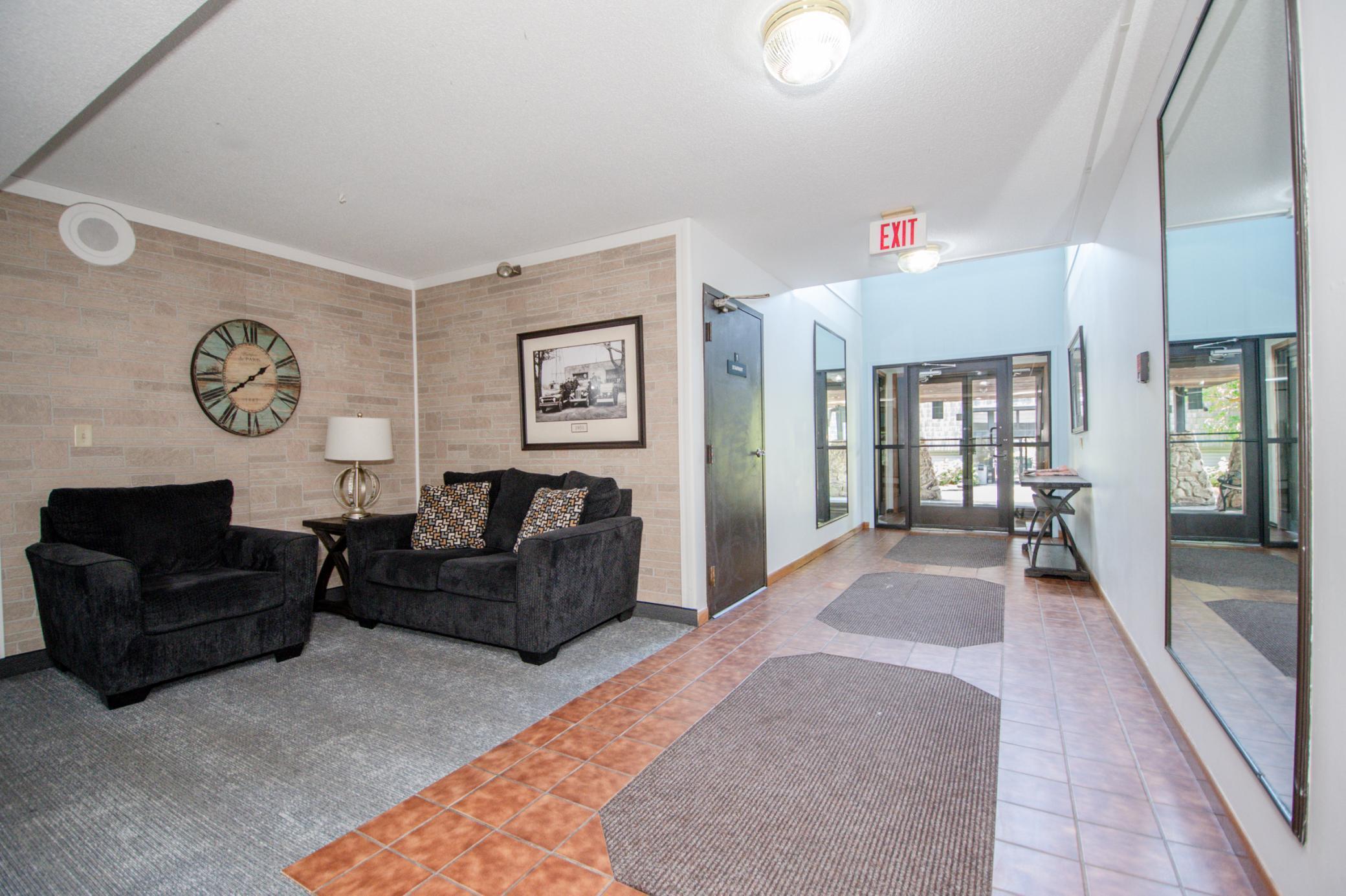 181 Little Canada Road East, Unit 115 Little Canada, MN 55117 - Photo 4 of 44