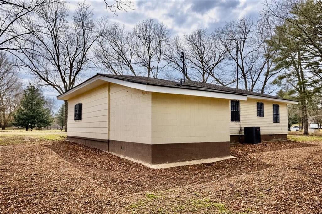 3911 Blackstock Road Talmo, GA 30575 - Photo 4 of 17 a house view with a outdoor space