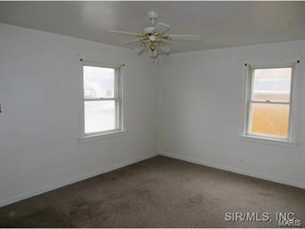 211 Doerr Street Roxana, IL 62084 - Photo 4 of 12