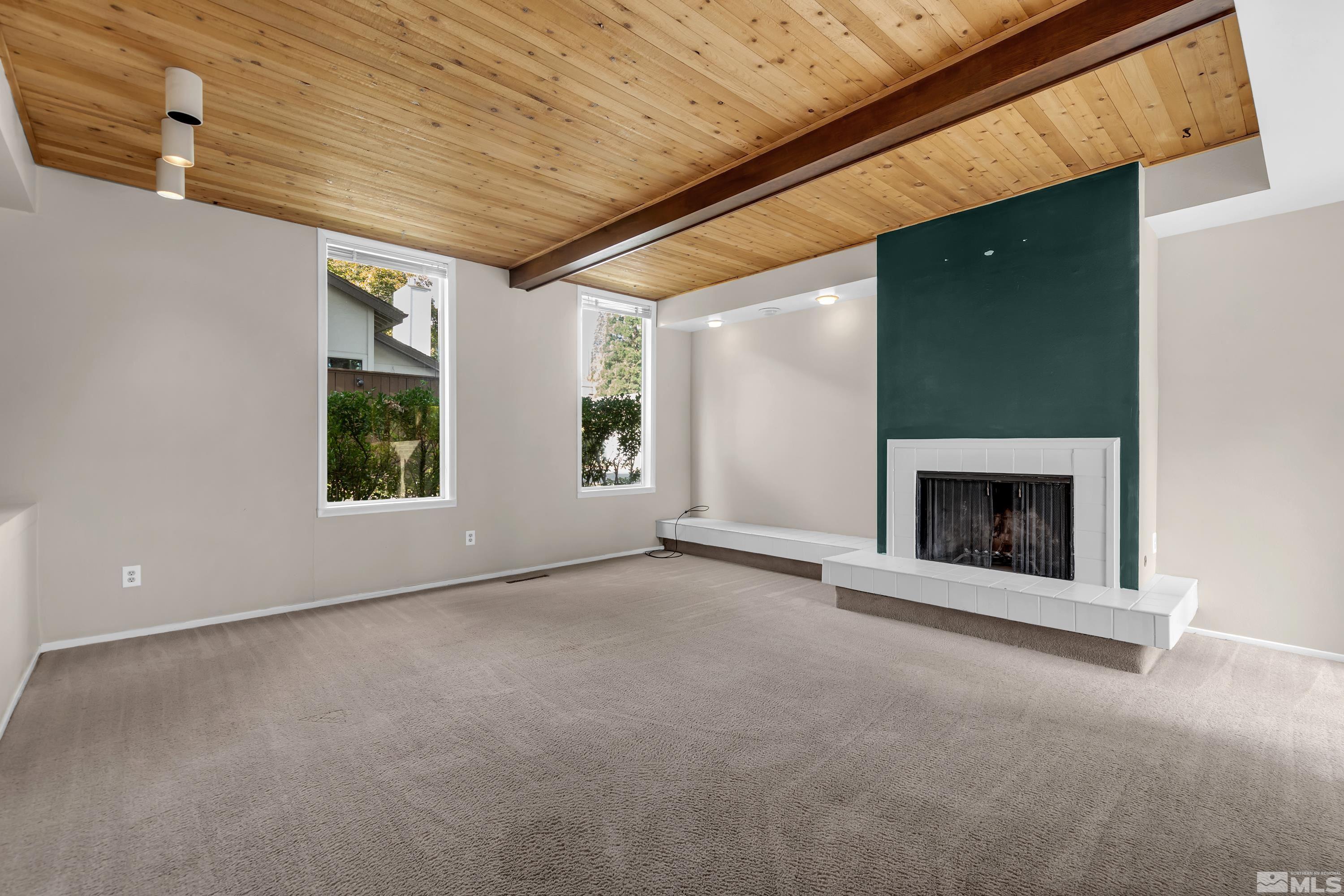 4001 Ruth Court Reno, NV 89509 - Photo 3 of 40 an empty room with windows