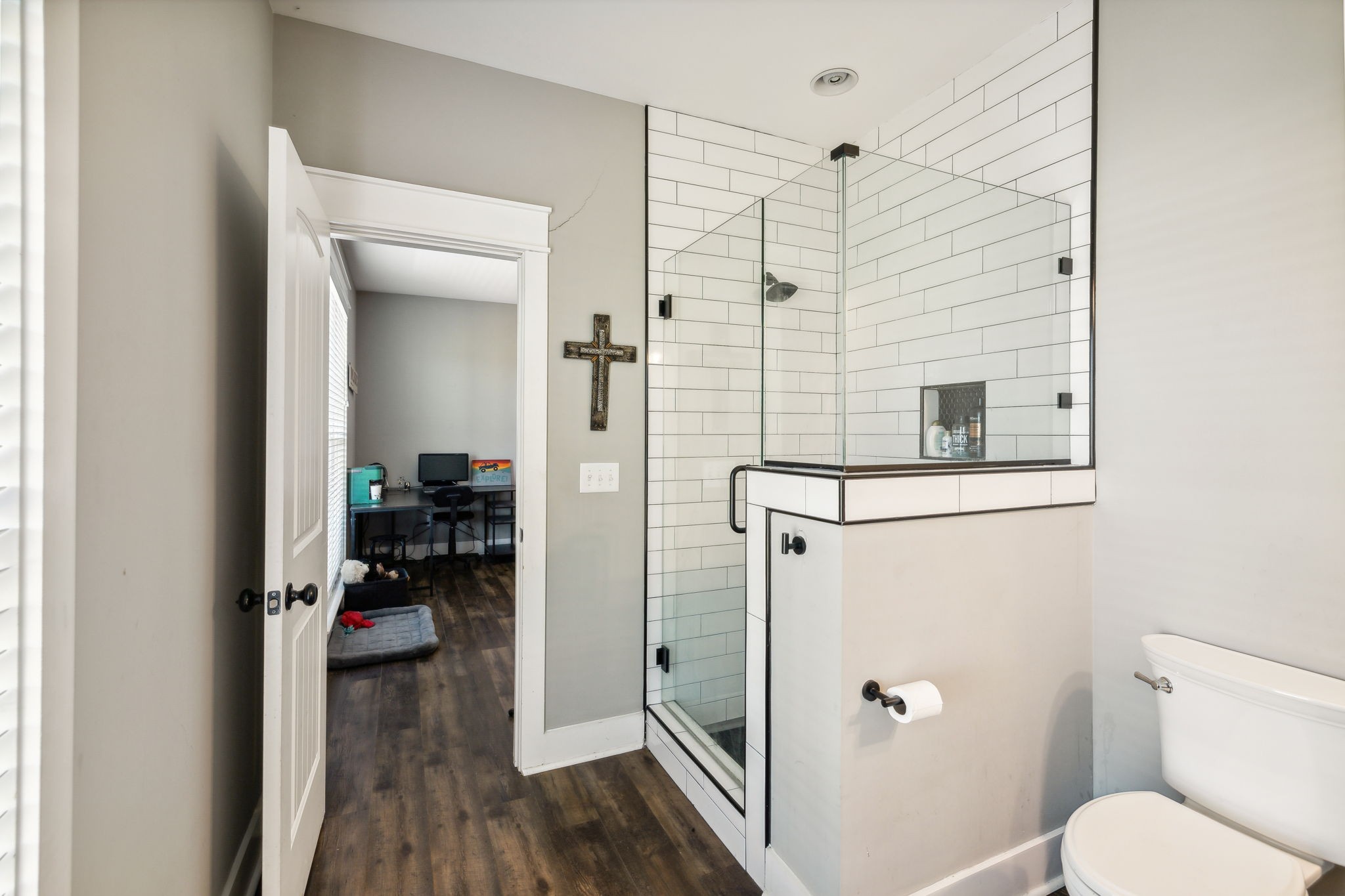 1338 Norton Road Manchester, TN 37355 - Photo 37 of 55 a bathroom with a toilet and a shower