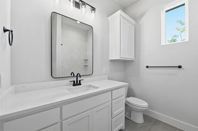 $819,900 | 404 Mah Cheta, Aledo, TX 76008