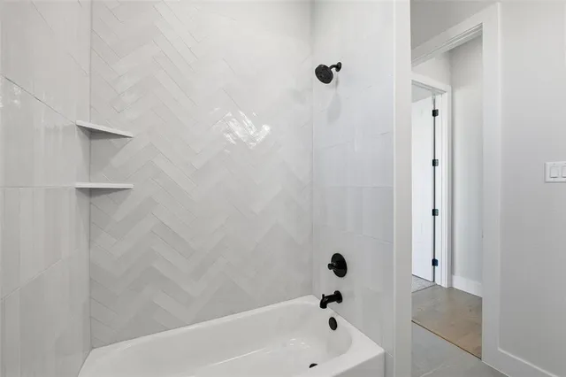 $819,900 | 404 Mah Cheta, Aledo, TX 76008