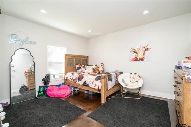 2151 Byrd Road Jacksonville, TX 75766 - Photo 33 of 40 Bedroom featuring recessed lighting and baseboards
