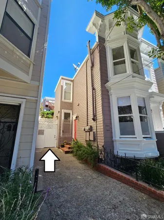 $3,550 | 236 B Clinton Park, San Francisco, CA 94103