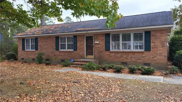 $1,350 | 303 West 23rd Street, Lumberton, NC 28358