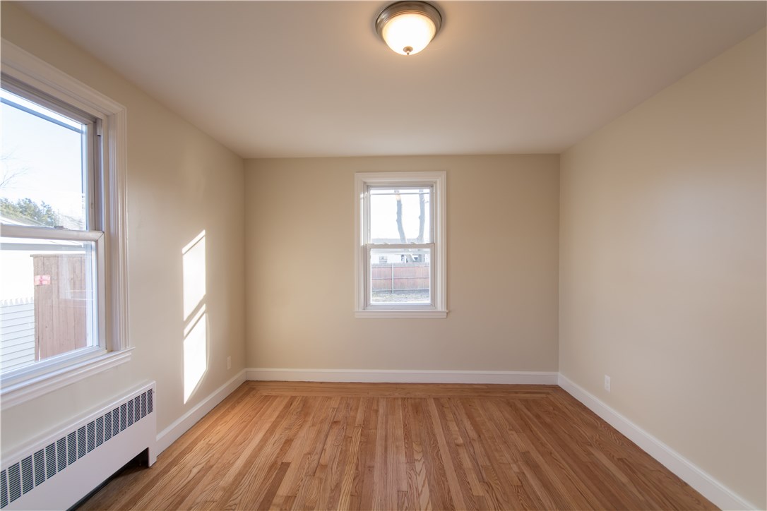 131 Belmont Road Cranston, RI 02910 - Photo 18 of 27 Gallery Image 18