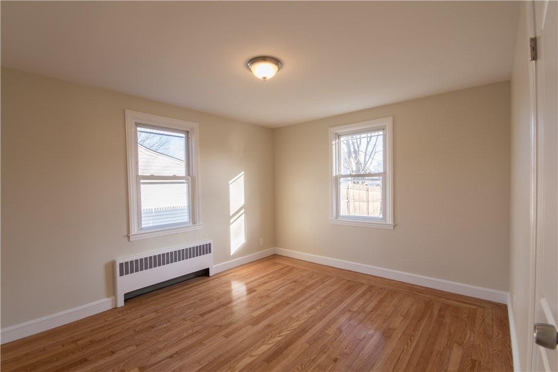 131 Belmont Road Cranston, RI 02910 - Photo 19 of 27 Gallery Image 19