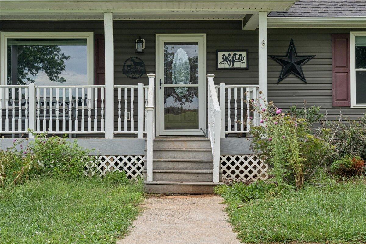 1911 Von Roy Road Bedford, VA 24523 - Photo 2 of 51 02-1911 Von Roy Rd-2