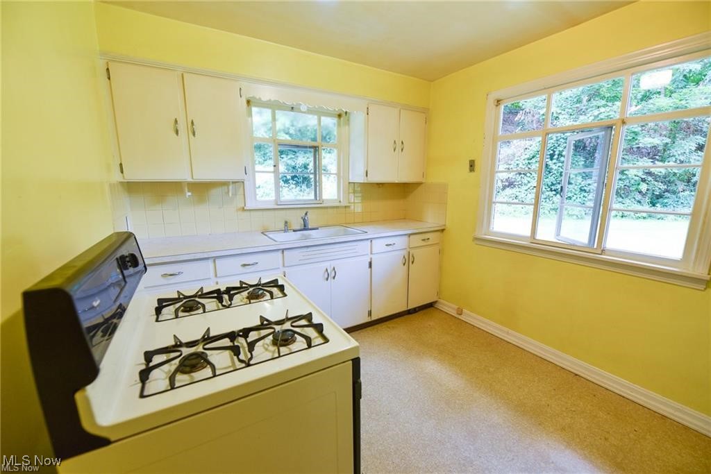 594 Shook Road Akron, OH 44319 - Photo 14 of 23