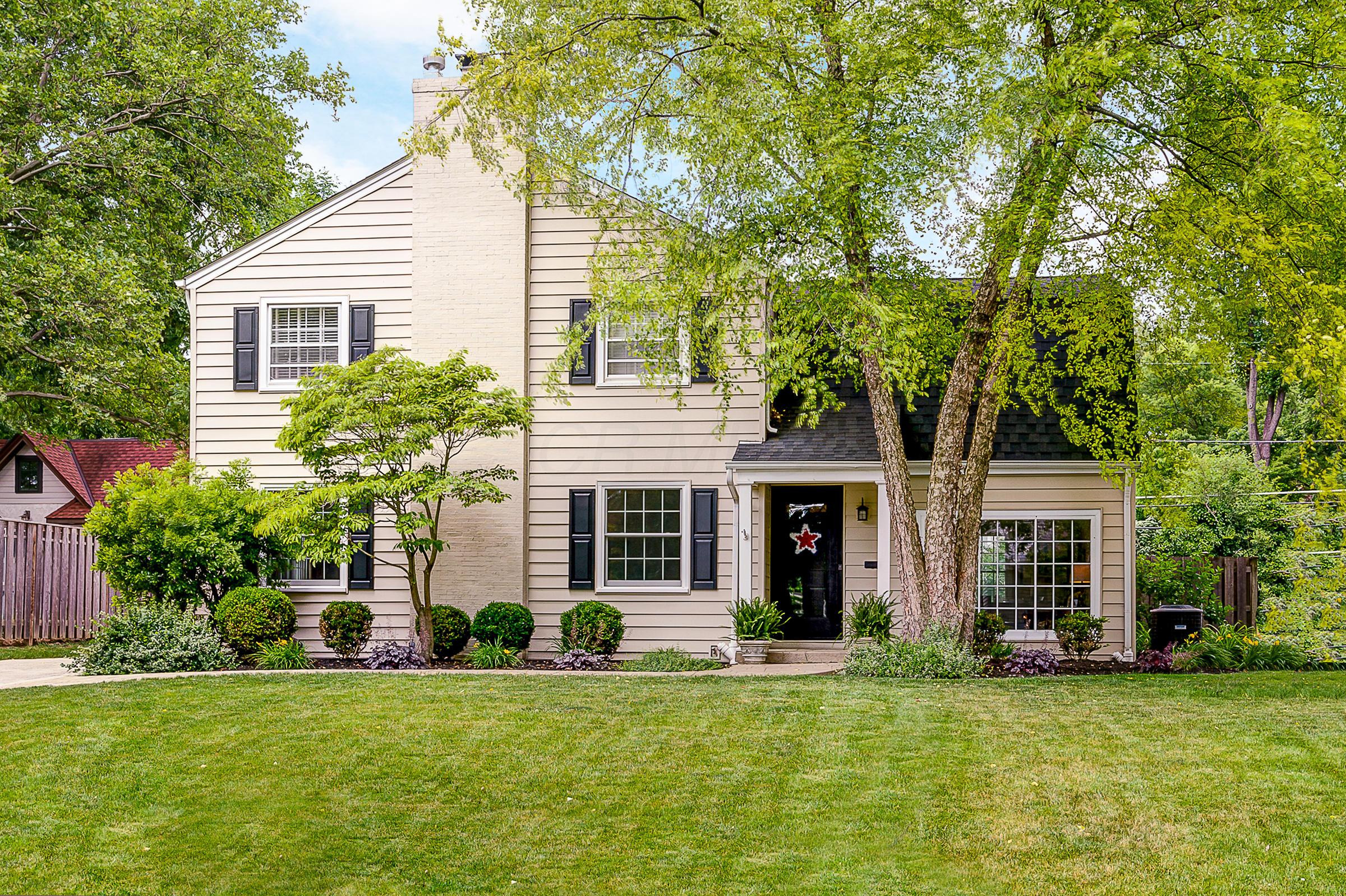 2344 Brixton Road Upper Arlington, OH 43221 - Photo 1 of 28