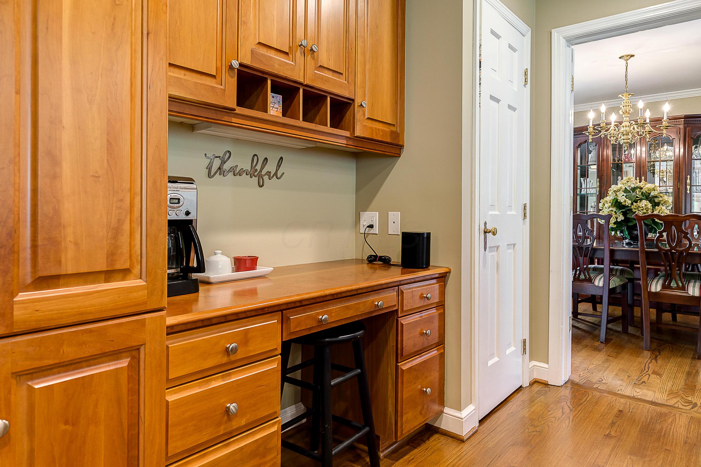 2344 Brixton Road Upper Arlington, OH 43221 - Photo 14 of 28
