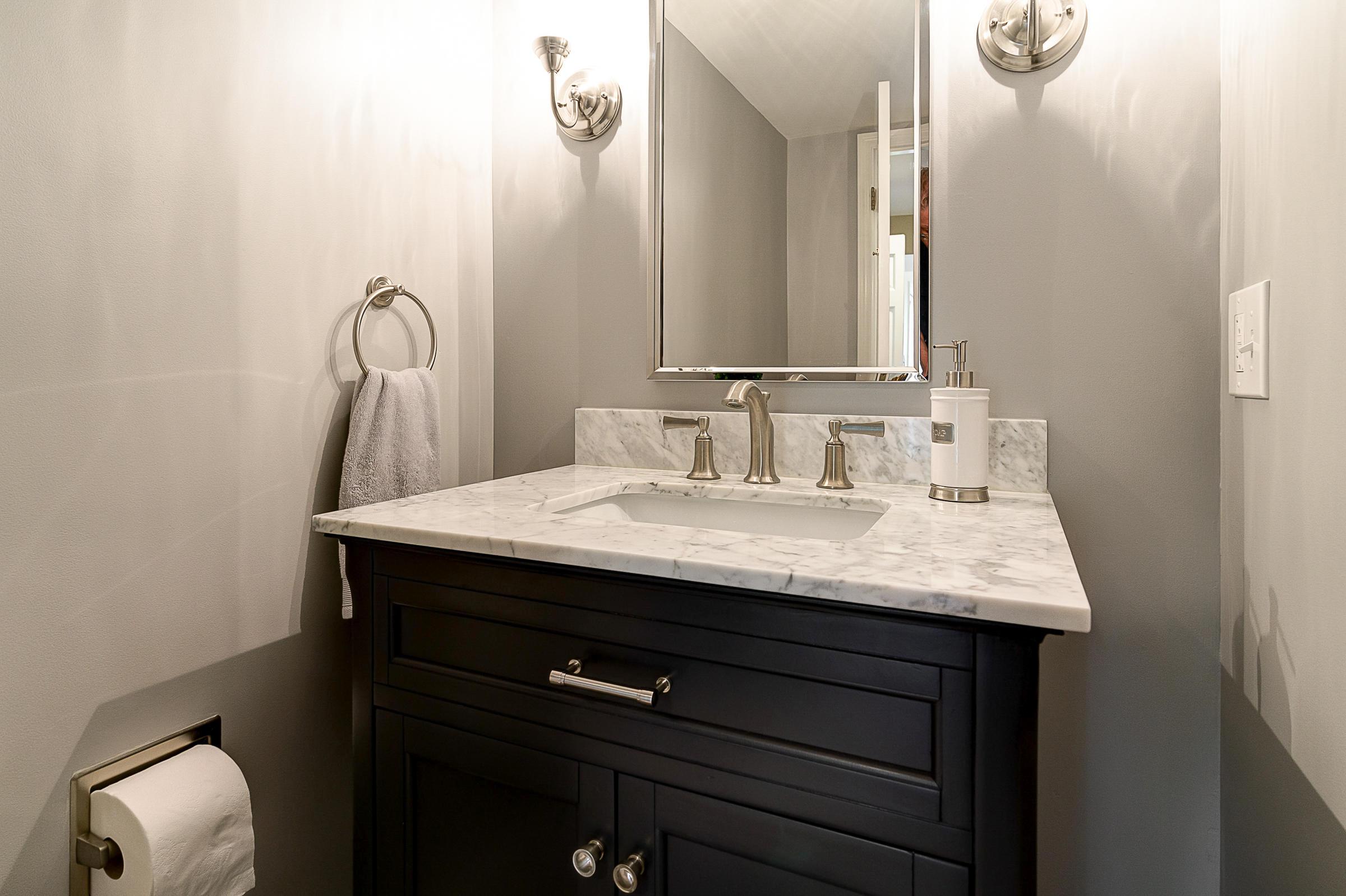 2344 Brixton Road Upper Arlington, OH 43221 - Photo 17 of 28