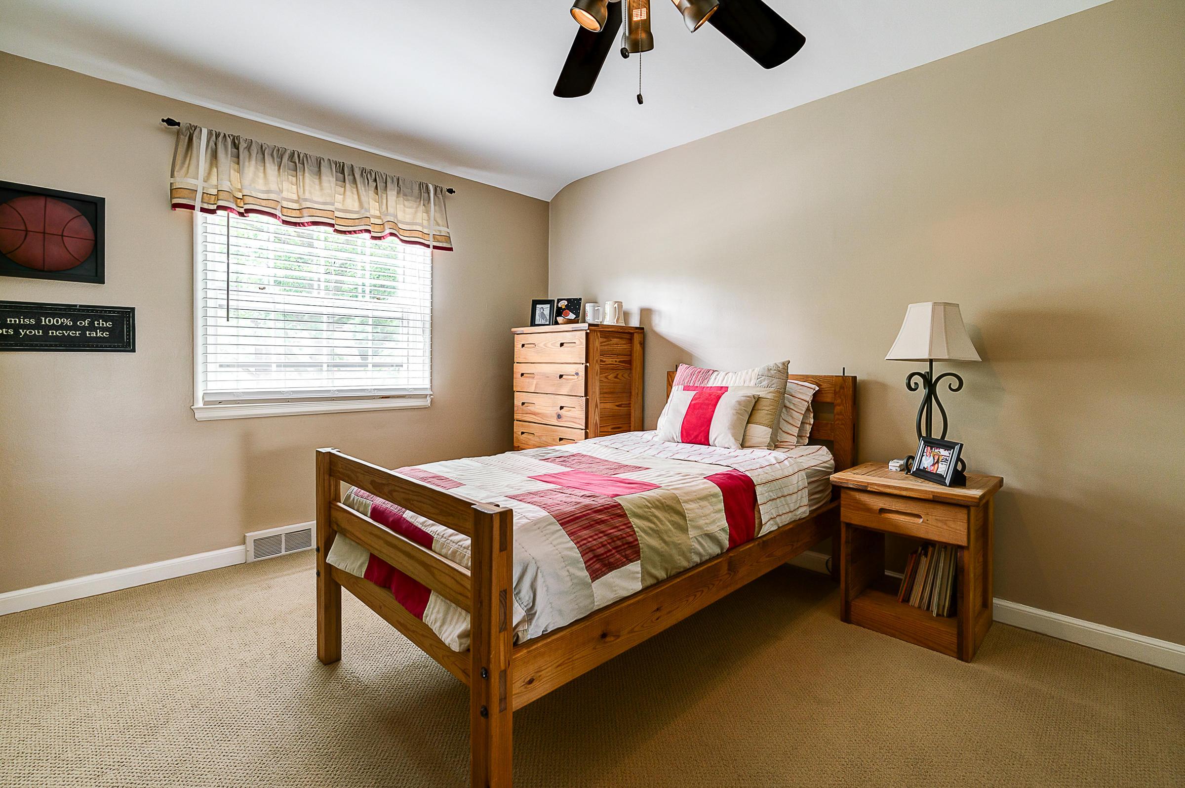 2344 Brixton Road Upper Arlington, OH 43221 - Photo 24 of 28
