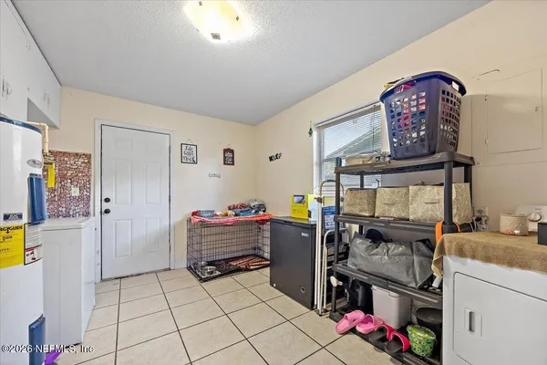 a view of utility room