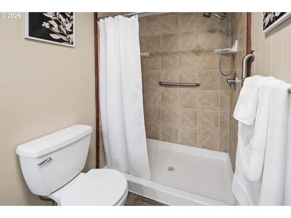 $437,000 | 89695 Old Bog Road, Warrenton, OR 97146