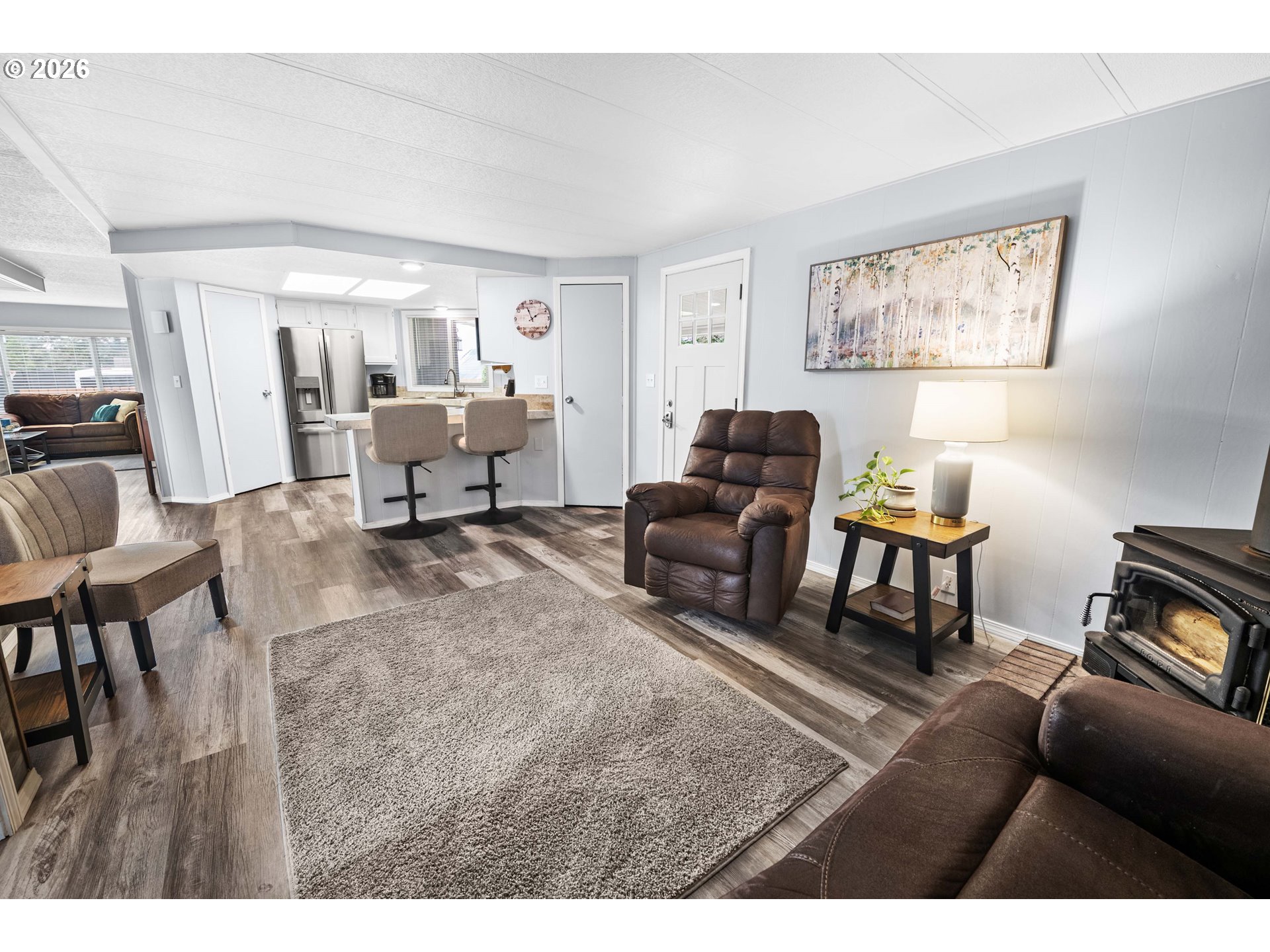 89695 Old Bog Road Warrenton, OR 97146 - Photo 6 of 36 Living Room