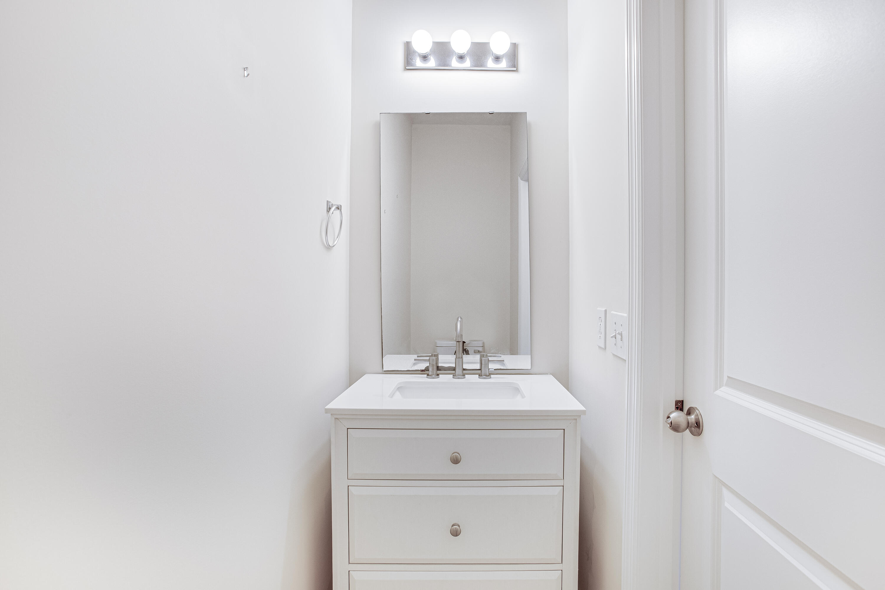 282 Swallowtail Lane Goose Creek, SC 29445 - Photo 11 of 21 282Swallowtail.NicoleBurbagePhoto-4