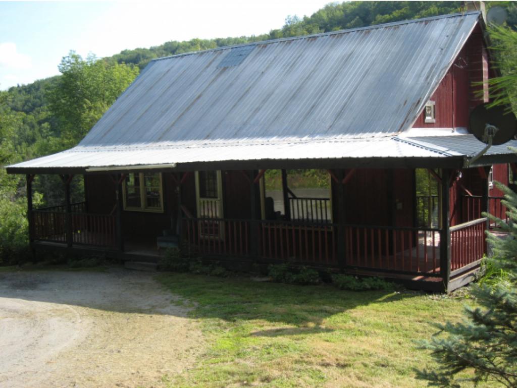 91 Clarksville Road Tunbridge, VT 05068 - Photo 1 of 24