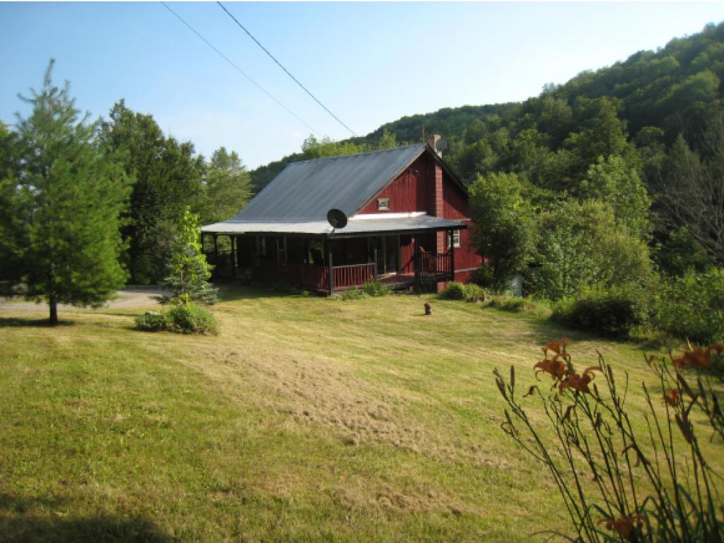 91 Clarksville Road Tunbridge, VT 05068 - Photo 19 of 24