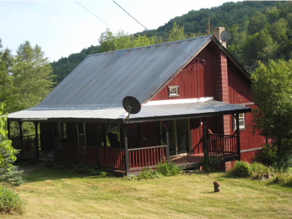 91 Clarksville Road Tunbridge, VT 05068 - Photo 20 of 24