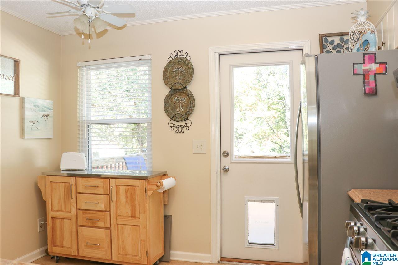 1426 Tropical Lane Alabaster, AL 35007 - Photo 13 of 36