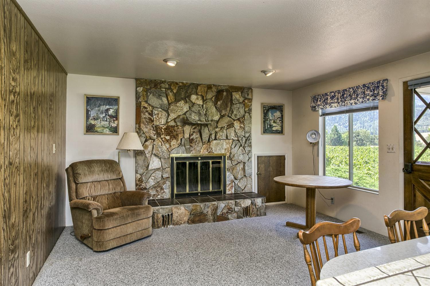 7700 Rapp Lane Talent, OR 97540 - Photo 15 of 35 Additional Photo