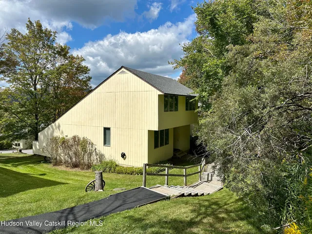 $250,000 | 260 Pines Drive, Unit 89, Roxbury, NY 12421