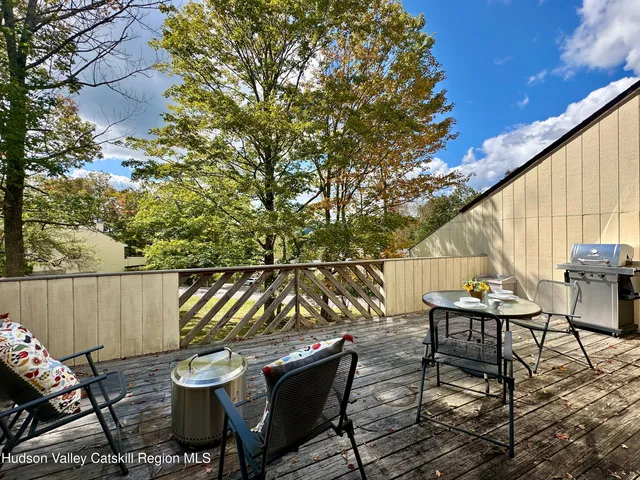 $250,000 | 260 Pines Drive, Unit 89, Roxbury, NY 12421