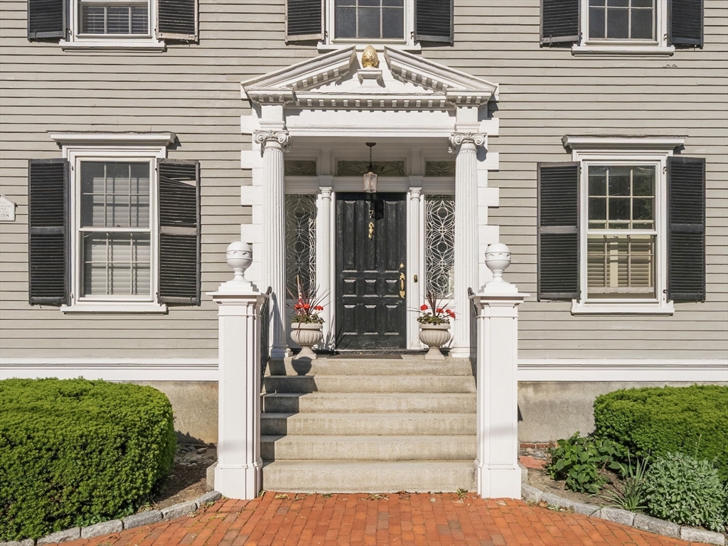 7 Hamilton Street, Unit 3 Salem, MA 01970 - Photo 1 of 30