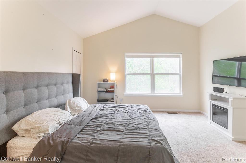 78 Eagle Ridge Road Lake Orion, MI 48360 - Photo 21 of 33