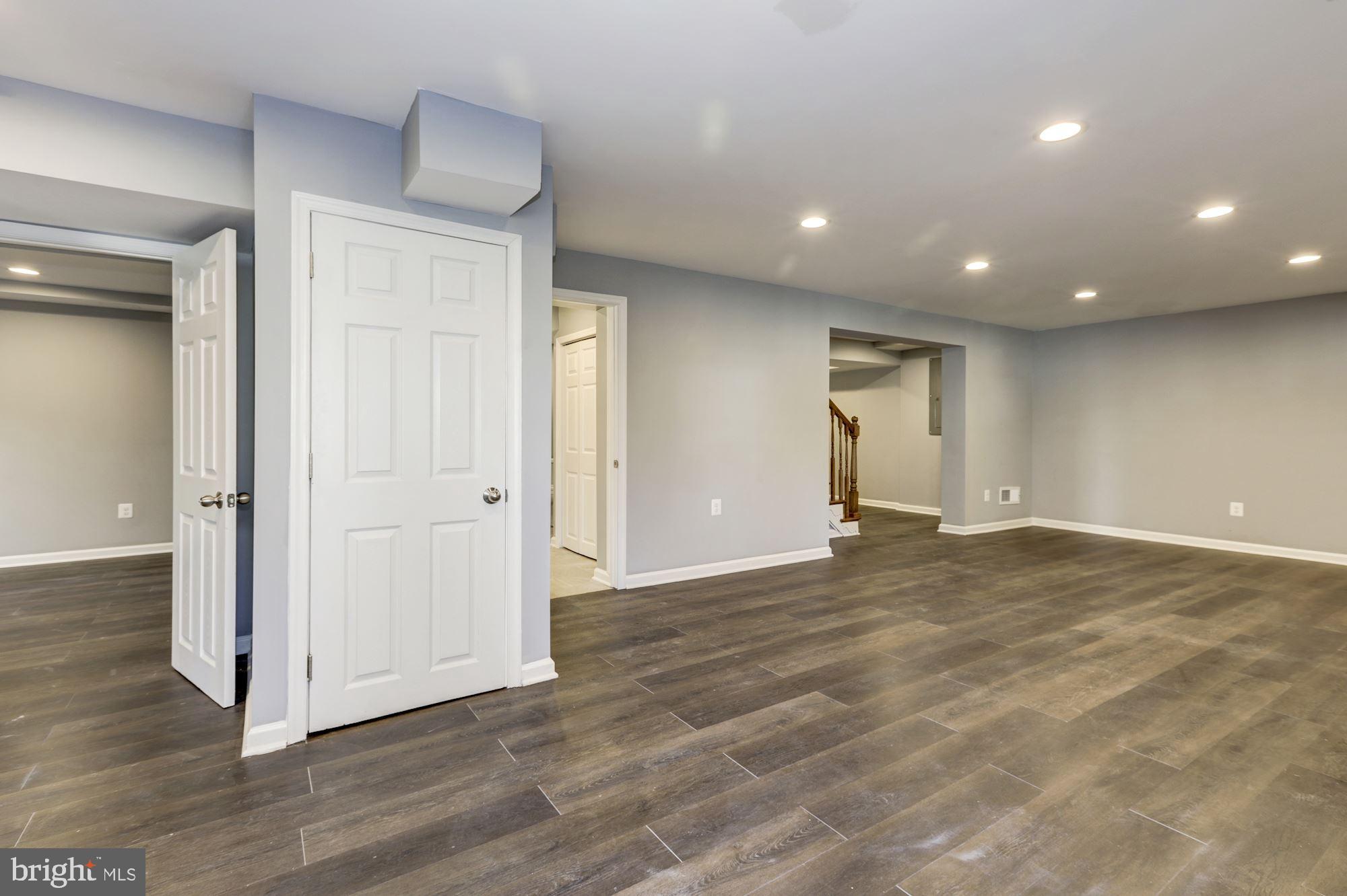 9807 Cherry Tree Lane Silver Spring, MD 20901 - Photo 33 of 46 Family Room