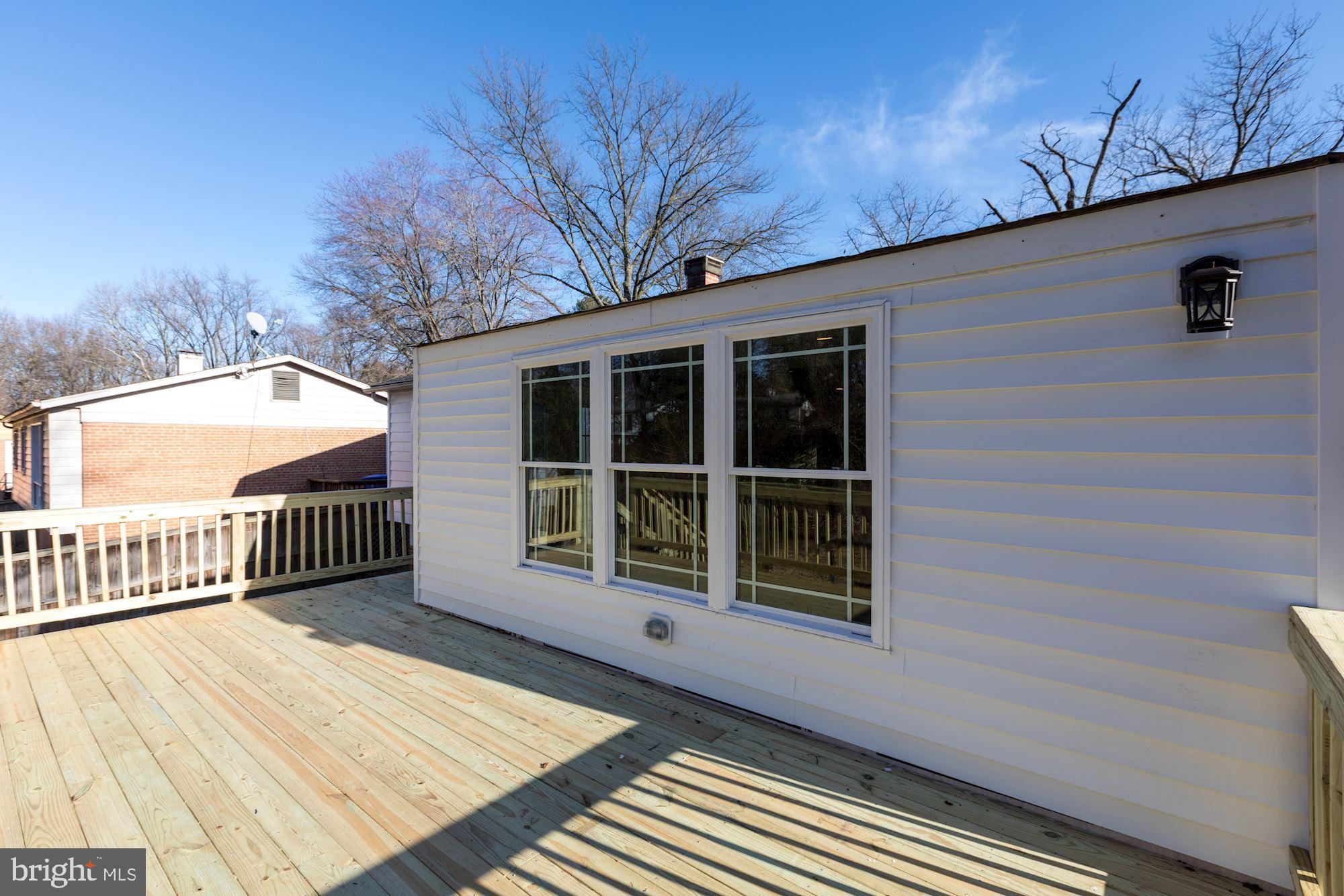 9807 Cherry Tree Lane Silver Spring, MD 20901 - Photo 45 of 46 Spacious New Deck