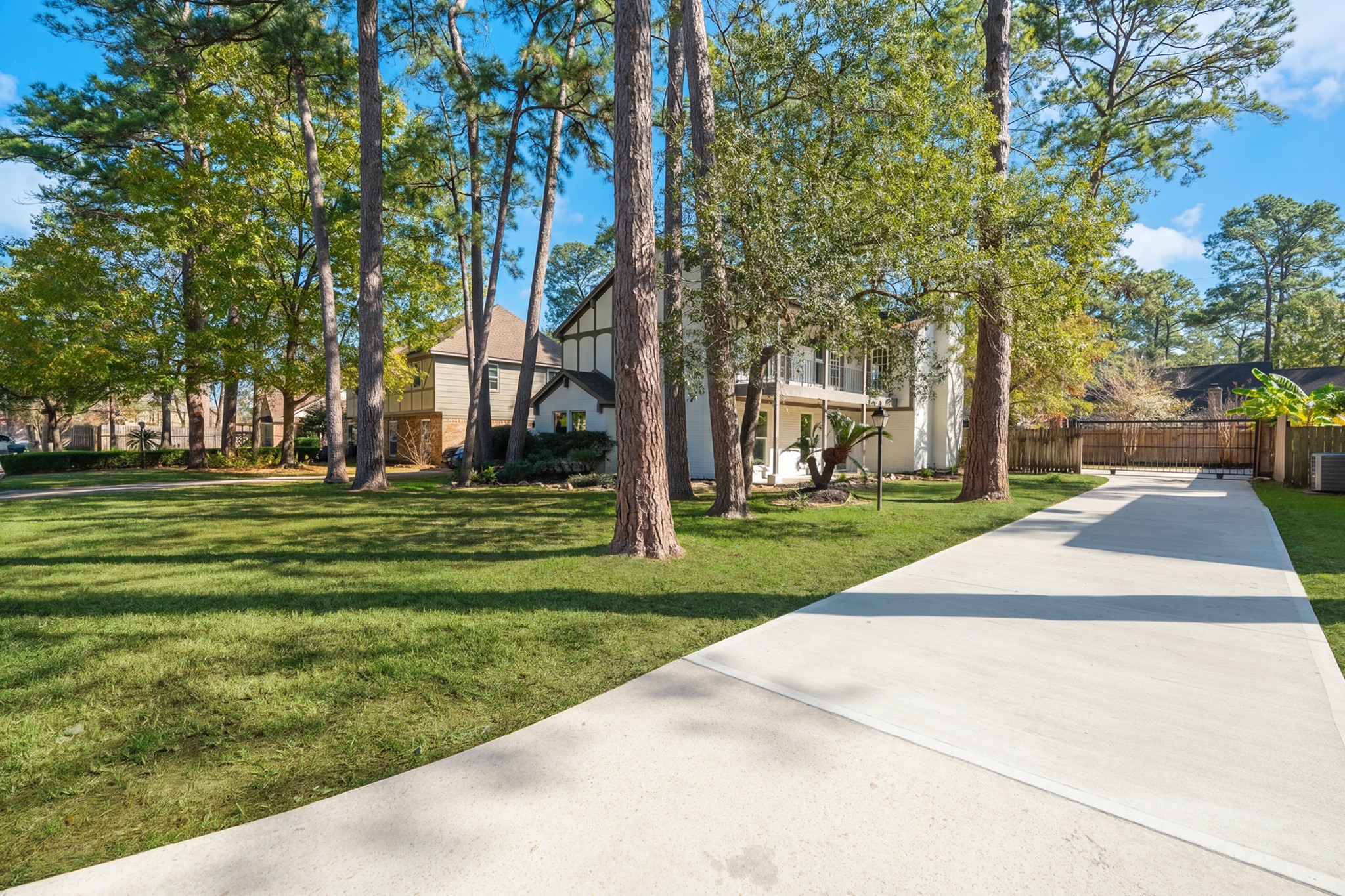 5211 Alamosa Lane Spring, TX 77379 - Photo 2 of 50