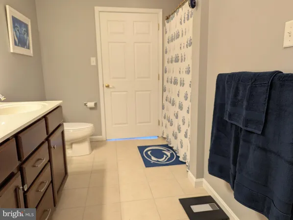 a view of workspace with gym equipment