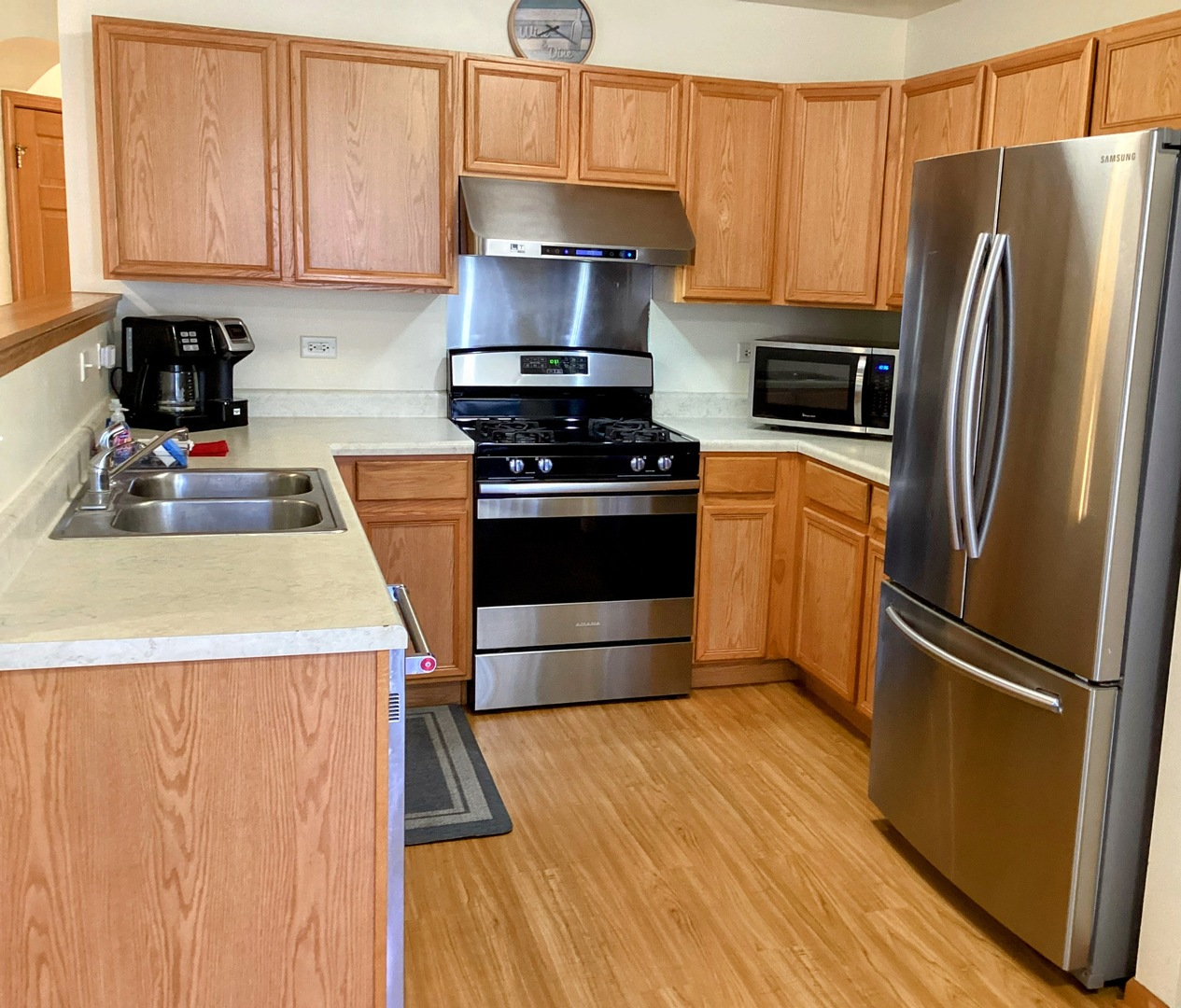 436 Anna Lane Romeoville, IL 60446 - Photo 11 of 32 Gallery Image 11